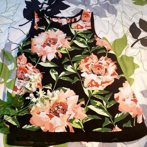 H&M  Women's blouses , size 6